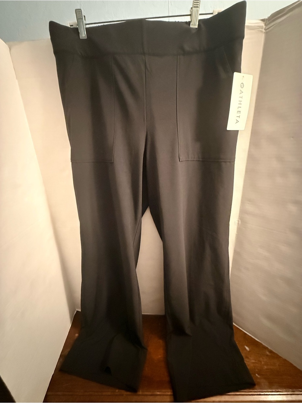 Athleta Black Wide-Leg Stretch Pants with Front Pockets